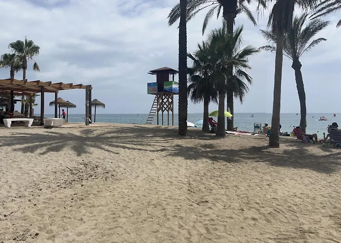 Stunning Apartment 50 Meters From The Sea