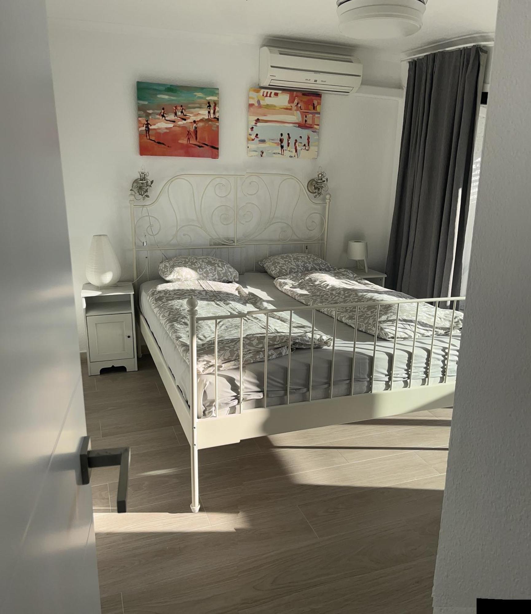 Stunning 50 Meters From The Sea Apartament Benalmádena