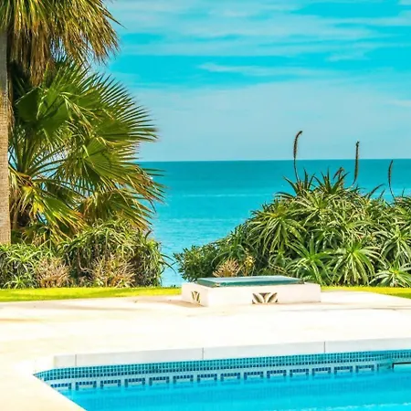 Stunning Apartment 50 Meters From The Sea Benalmádena Zewnętrze zdjęcie