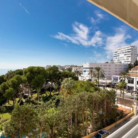 Stunning Apartment 50 Meters From The Sea Benalmádena Zewnętrze zdjęcie