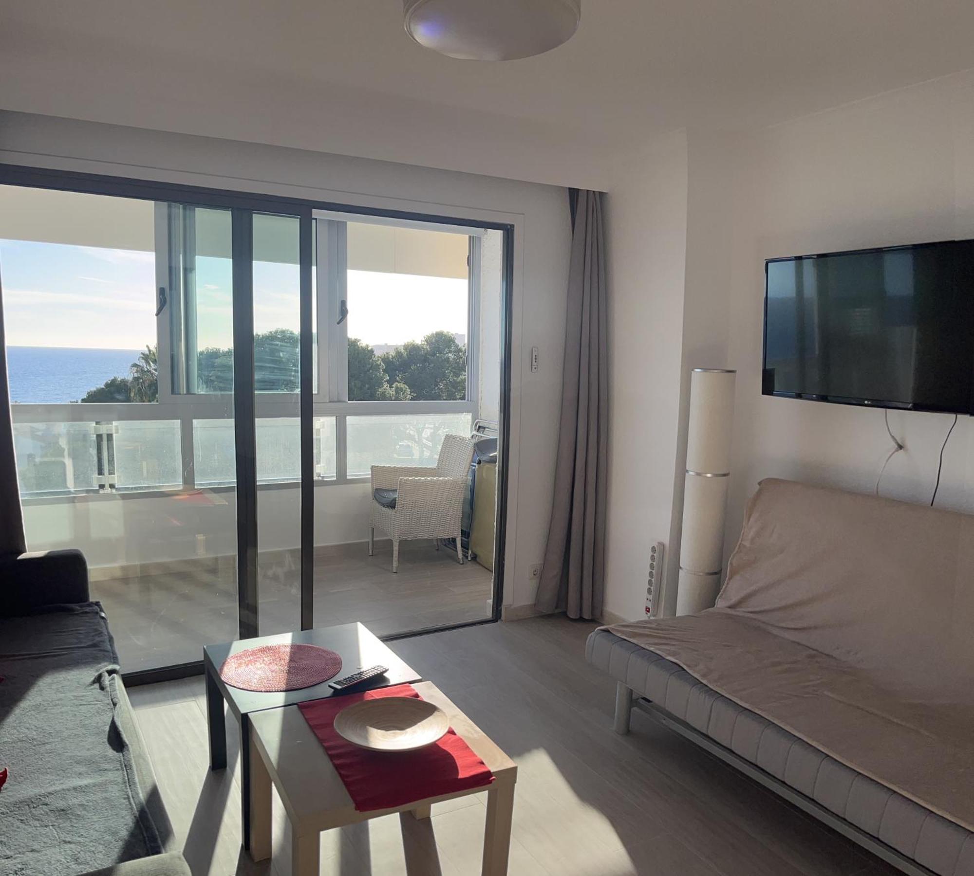 Stunning Apartment 10 Meters From The Beach With Parking *